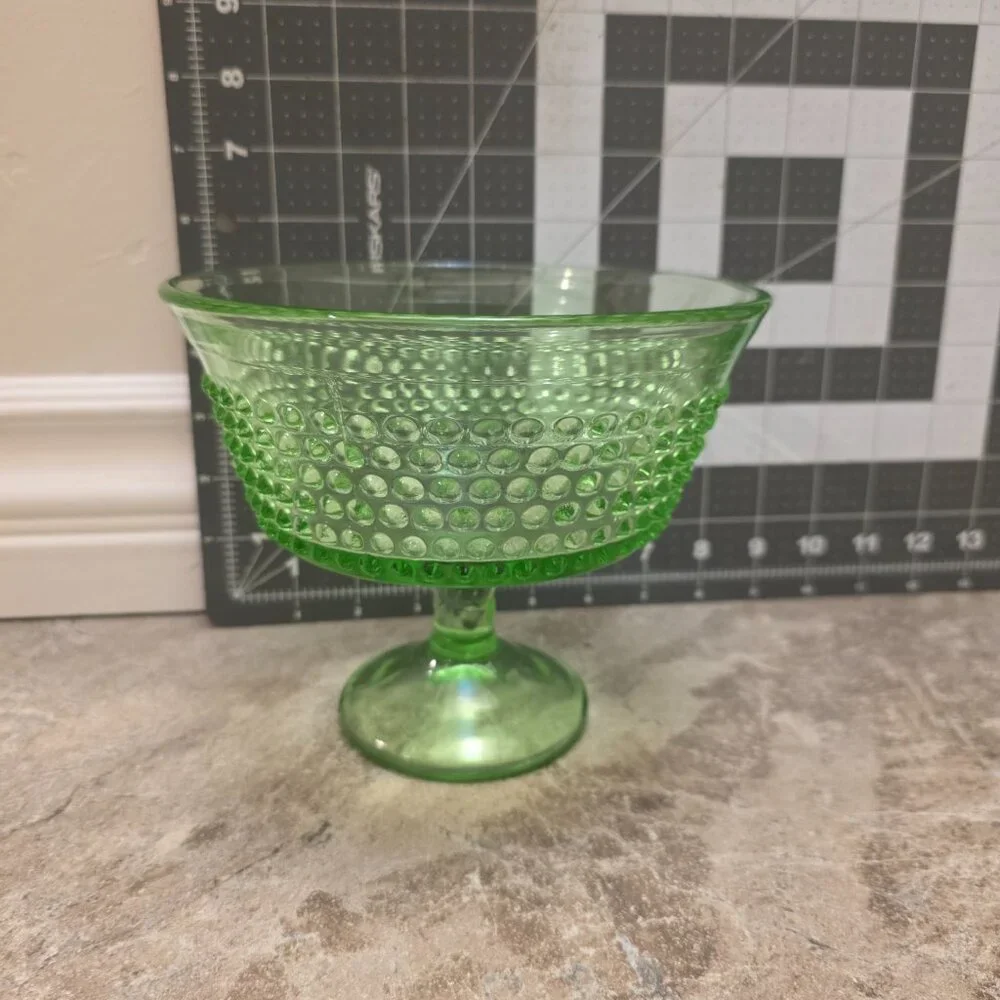 Vintage LE Smith Medium Green Glass Hobnail Compote Dish